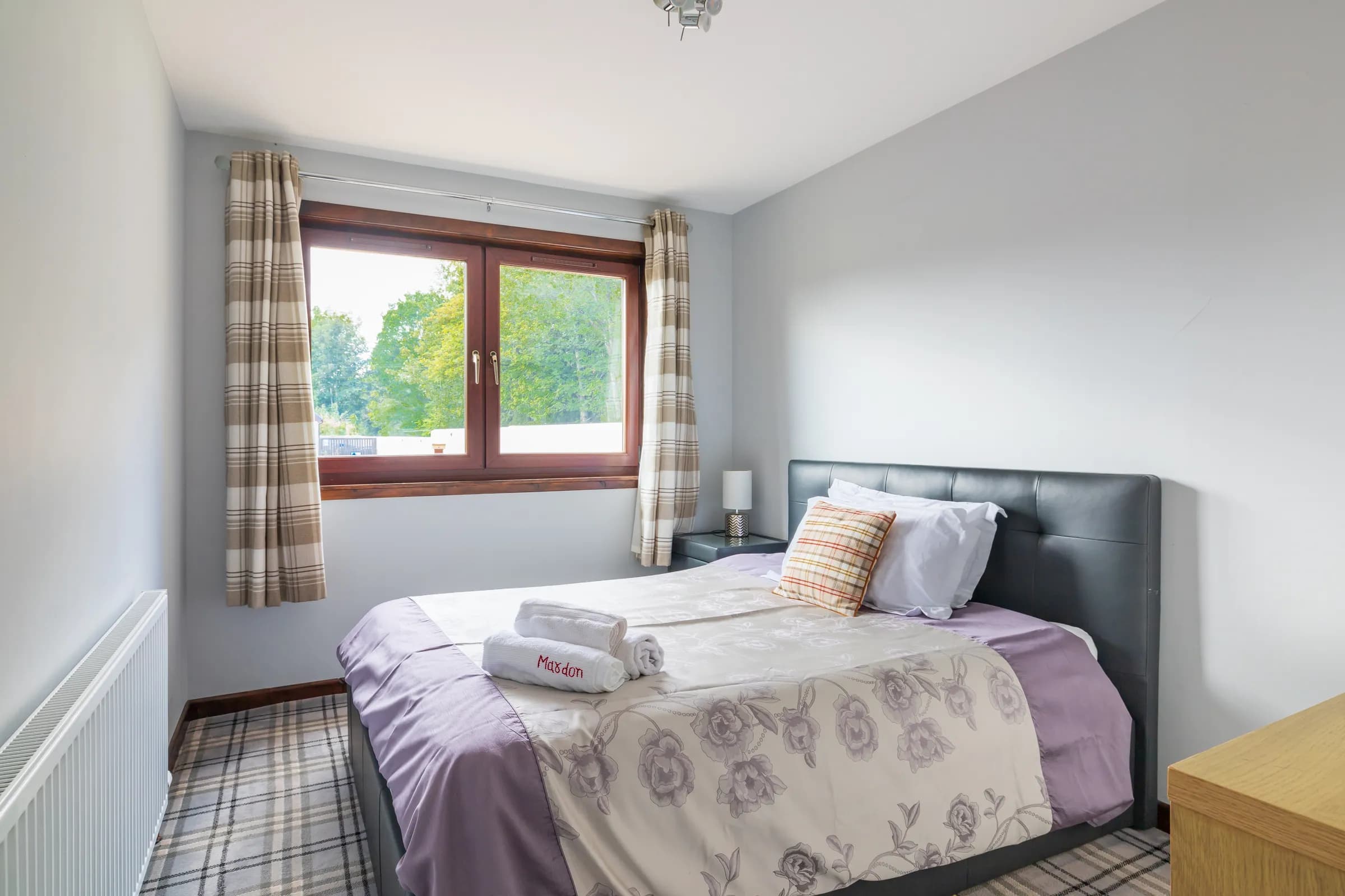 The Executive Suite (Annex) bedroom 1