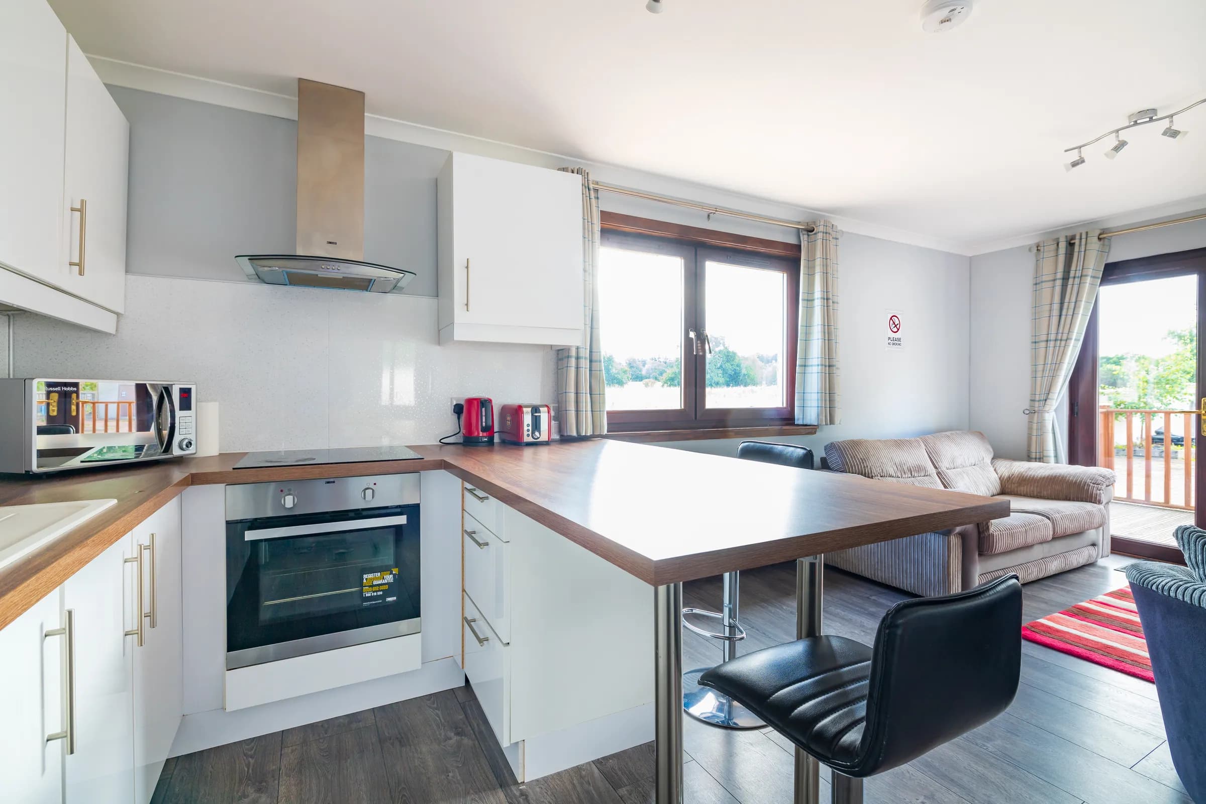 The Executive Suite (Annex) 4